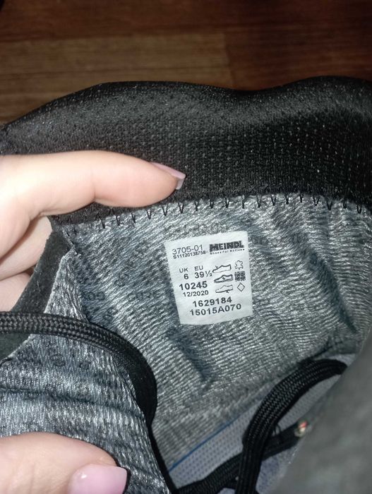 Продам берці Gore-Tex