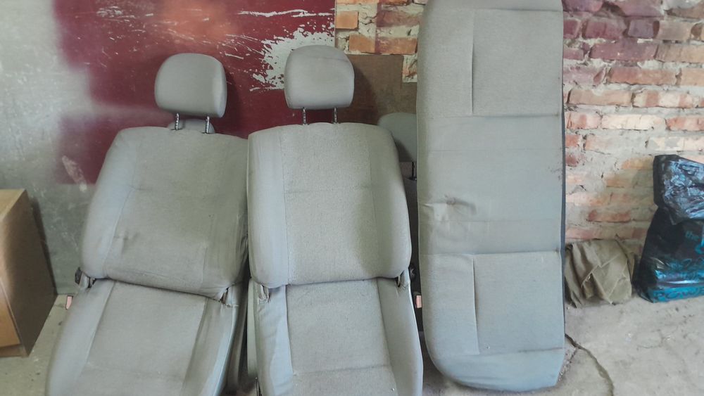 Сидіння на Дачія Логан 2008 року