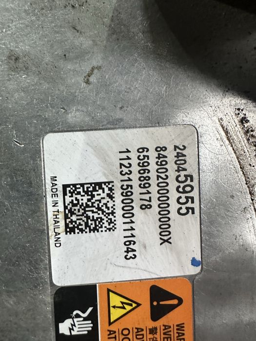 Зарядний пристрій бортовий Chevrolet Bolt 22-24 24045955
