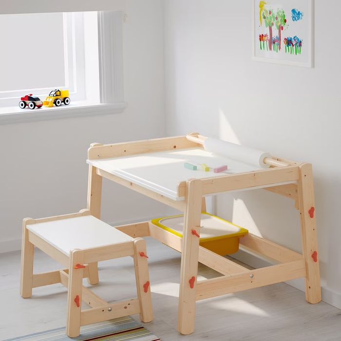 Biurko regulowane i lawka FLISAT IKEA