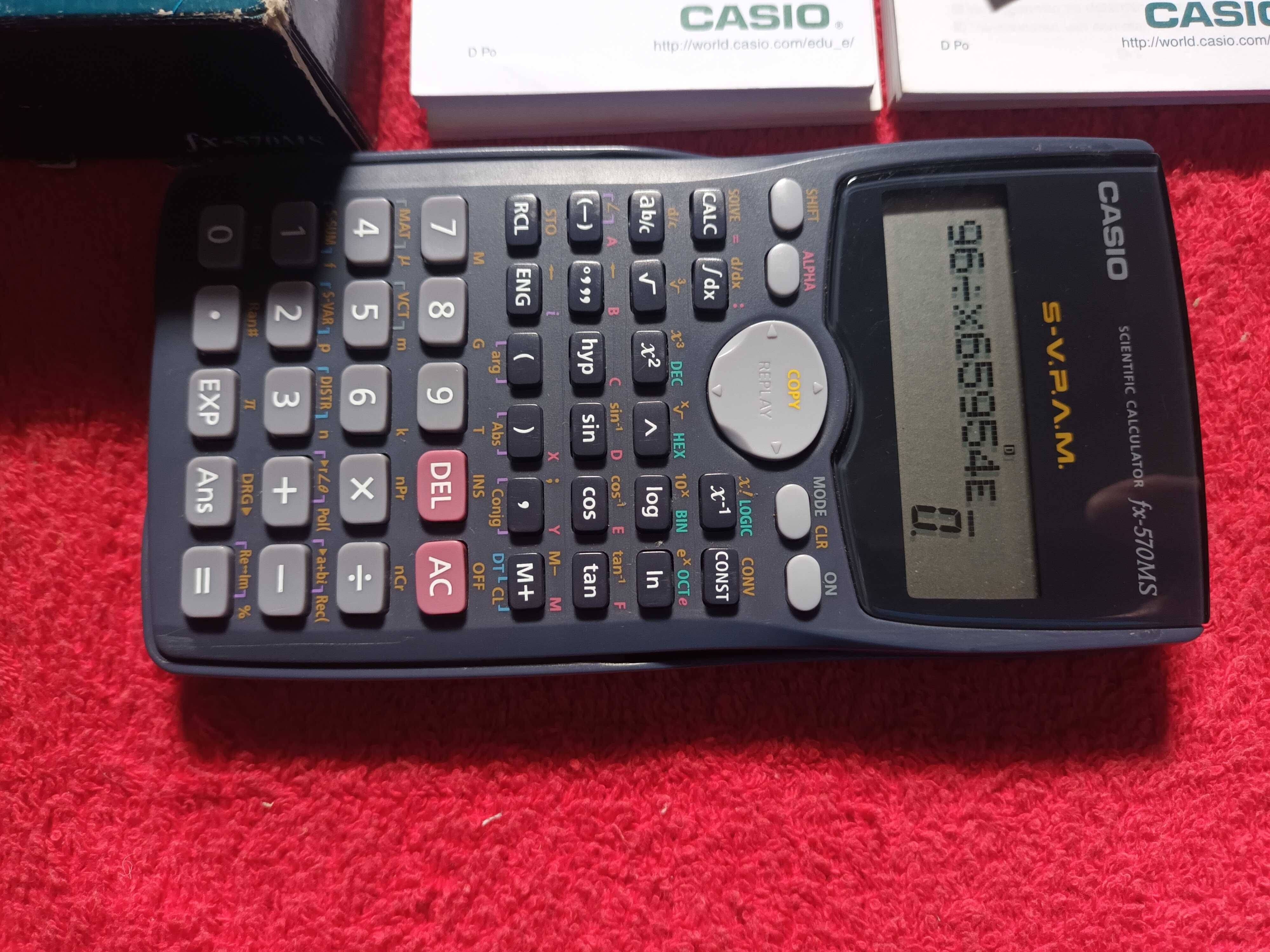 Calculadora científica Casio fx-570MS