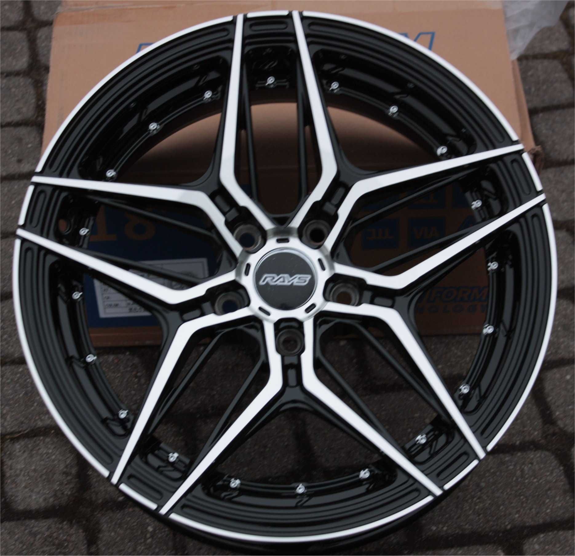 Nowe felgi aluminiow 18 5x114,3 Ford Mustang Tesla Citroen C4 Aircross
