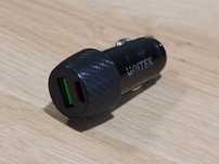 Unitek Ładowarka samochodowa 38W (USB-C 20W, USB-A 18W)