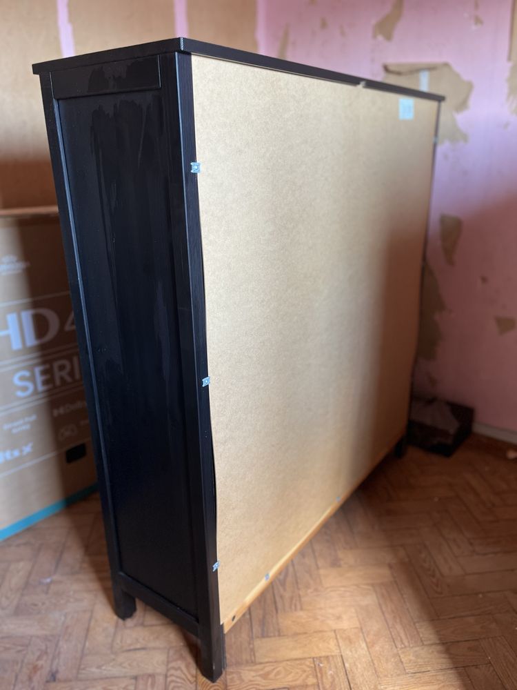 Vitrina Hemnes IKEA