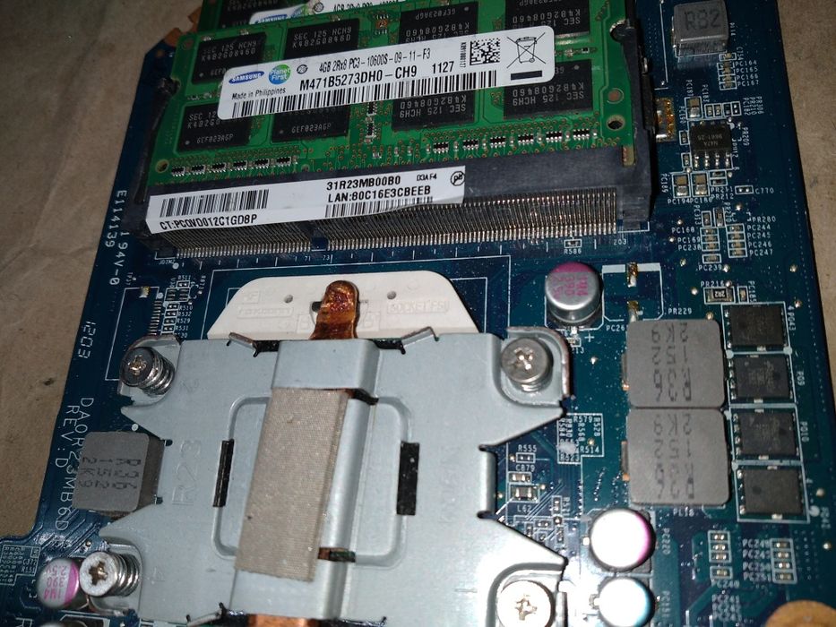 Процессор AMD A4-3300M 2500 MHz Socket FS1 на HP Pavilion g6
