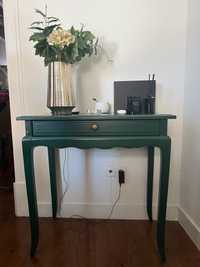 Consola vintage verde