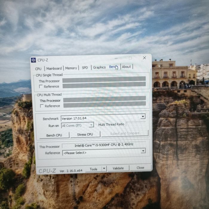 Laptop Lenovo CPU Intel core i5 9300Hf GPU GTX 1050 ram 8 GB SSD 500gb