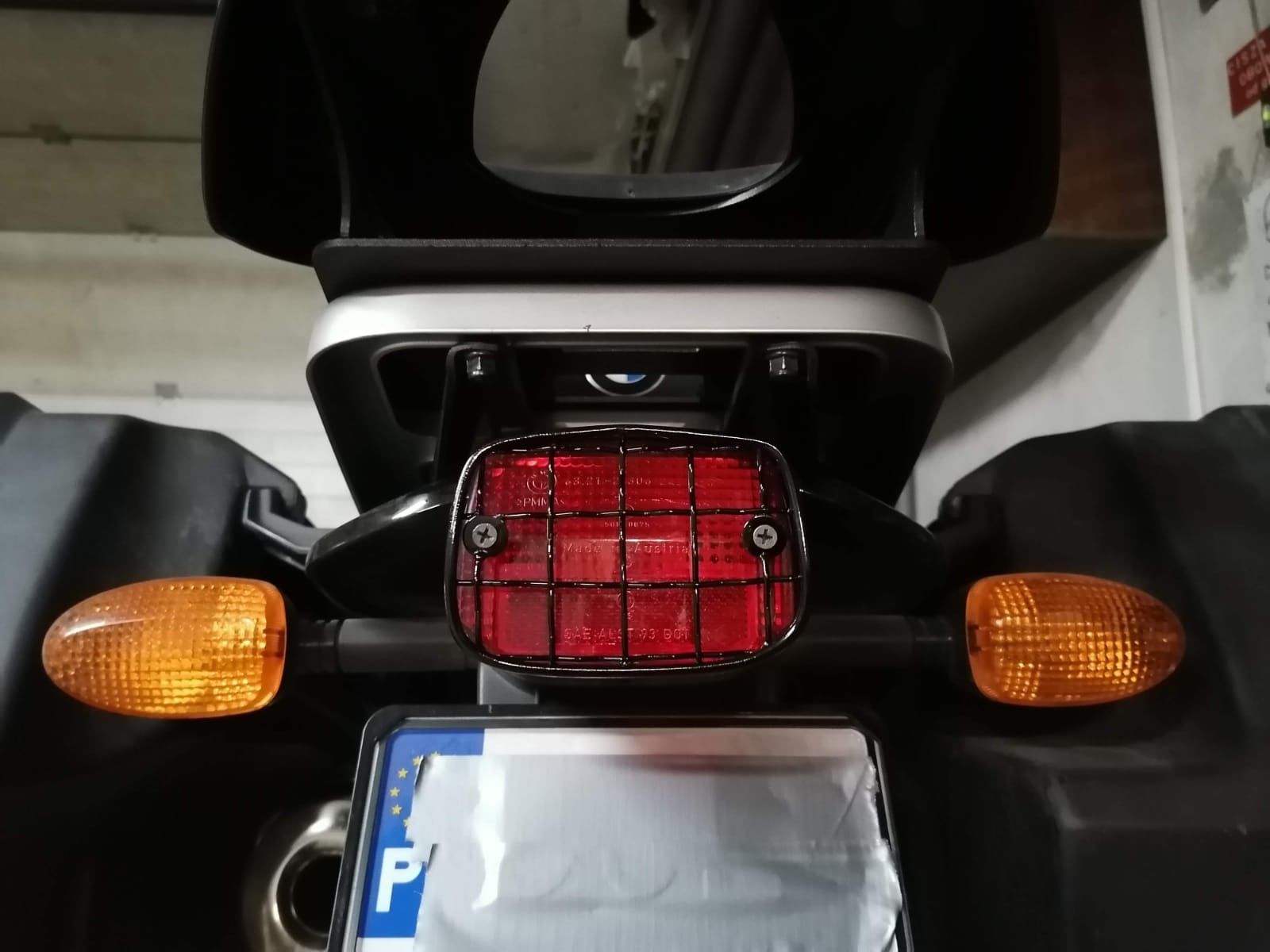 Sprzedam osłonę lampy przedniej do BMW R1150GS/ADVENTURE