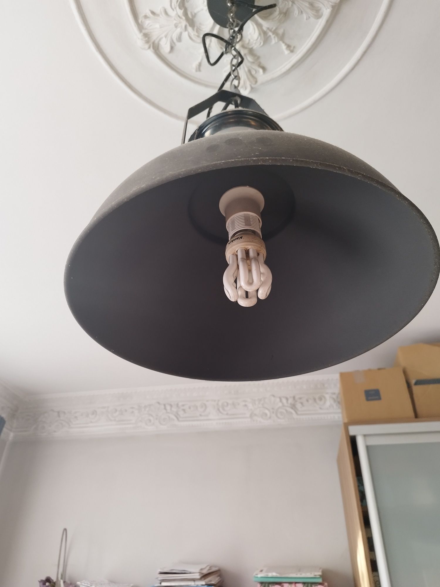 Lampa do sypialni