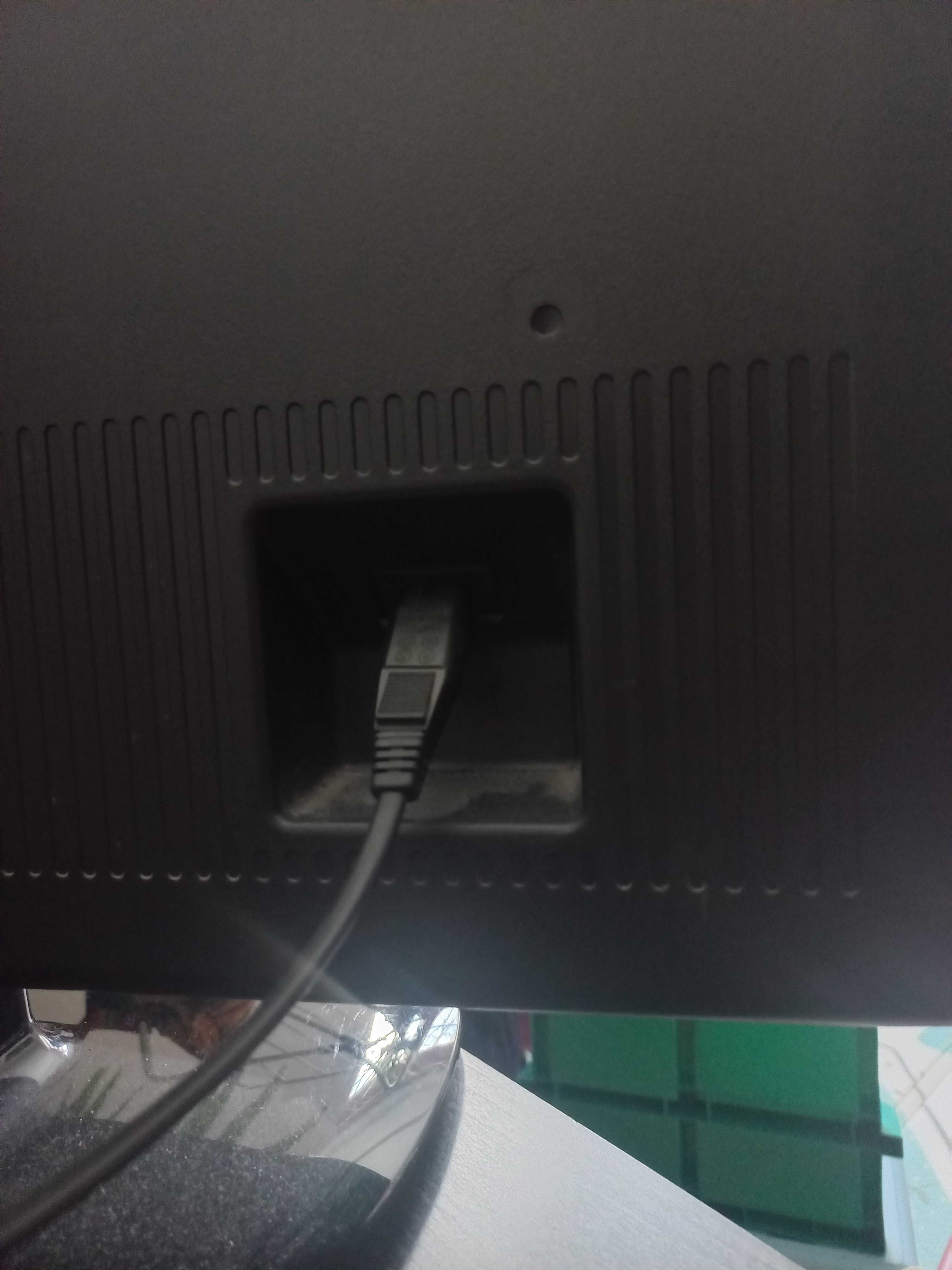 Telewizor sharp aquos 32 cale
