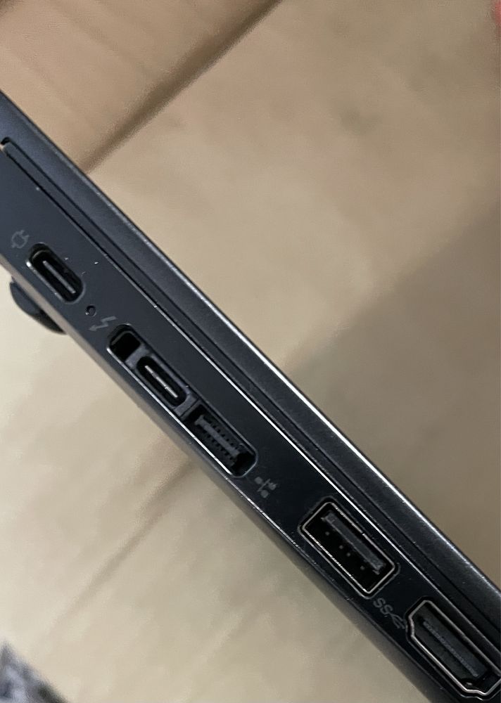 Lenovo ThinkPad x390 I5 ssd 256gb