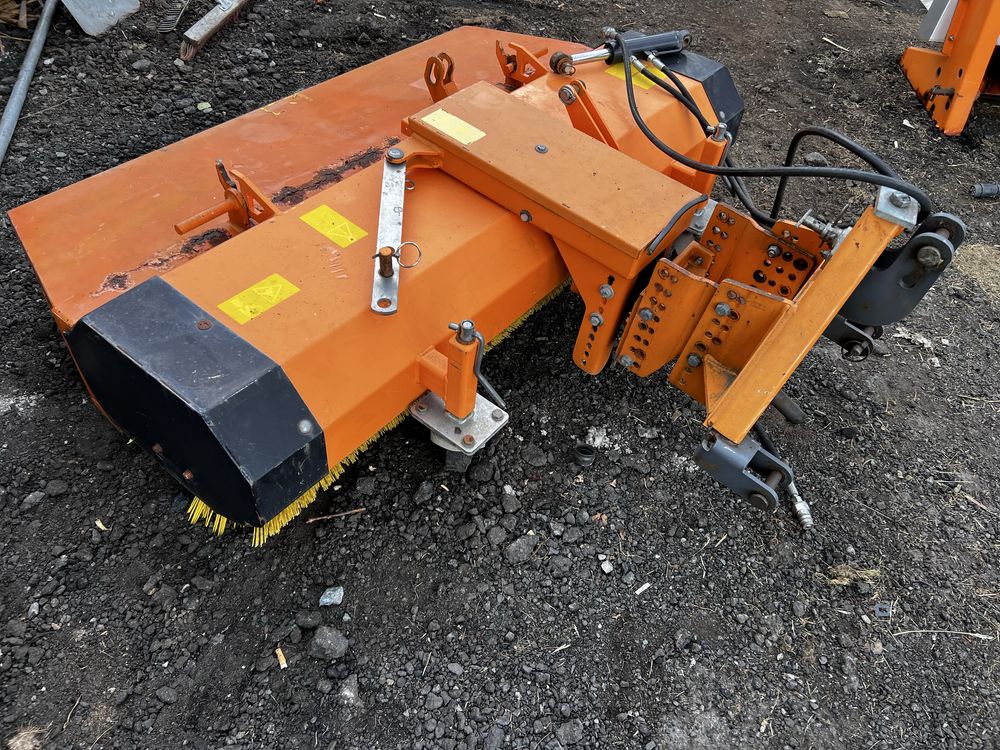 Zamiatarka napęd  Wom hydraulika