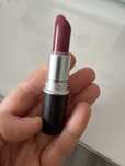 Mac Captive Satin Batom