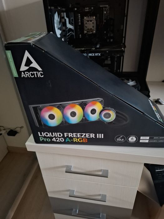 Sprzedam. Chłodzenie wodne Arctic Liquid Freezer III Pro 420 A-RGB