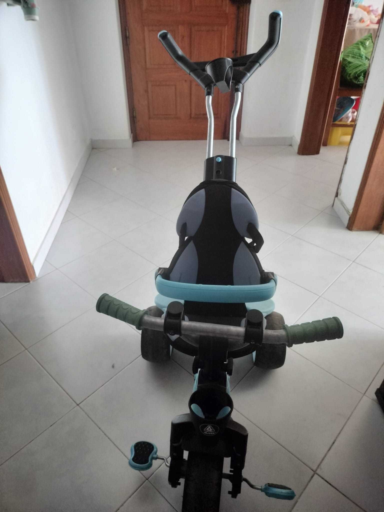 Bicicleta de passeio, em bom estado