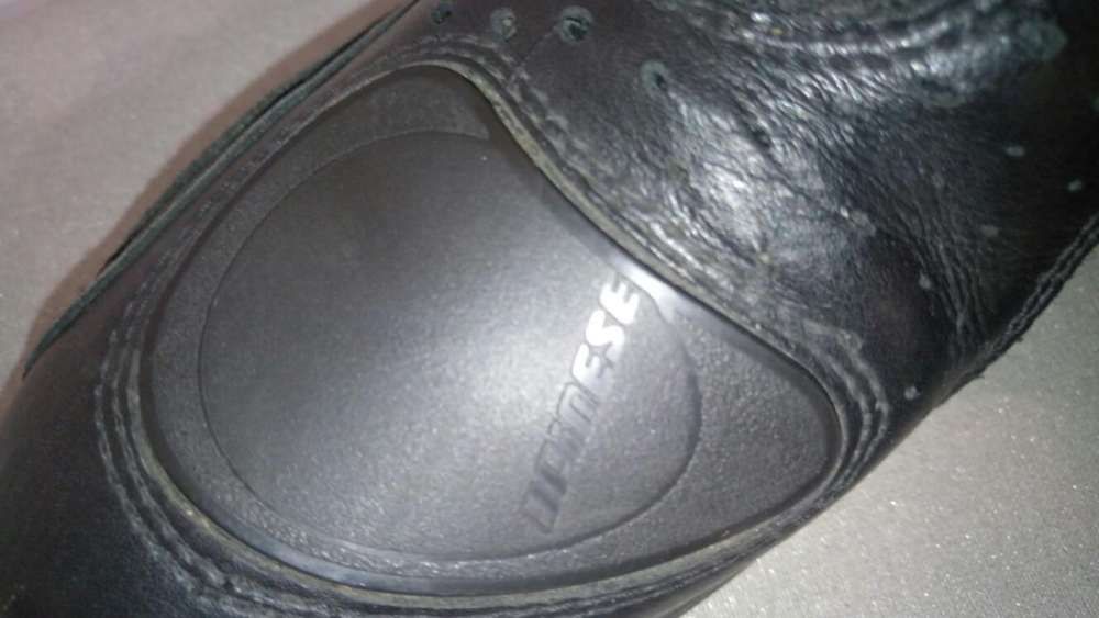 Vendo botas mota de senhora.