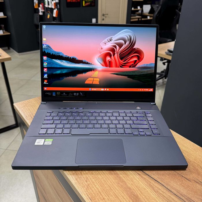 Ігровий ROG Zephyrus 15M - 240 Гц/i7 10750H/RTX 2070 8 GB Max-Q/16 GB
