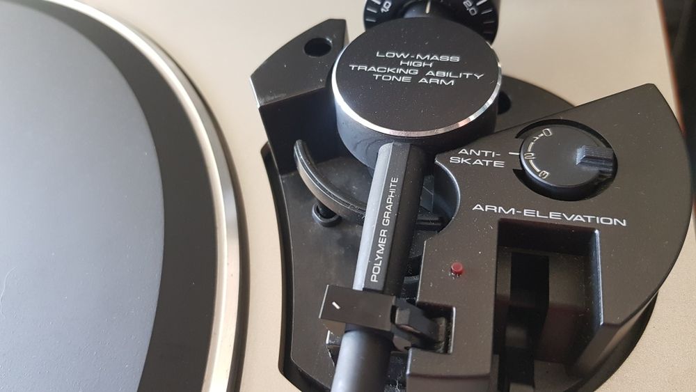 Pioneer PL-620 com cabeca e agulha original.