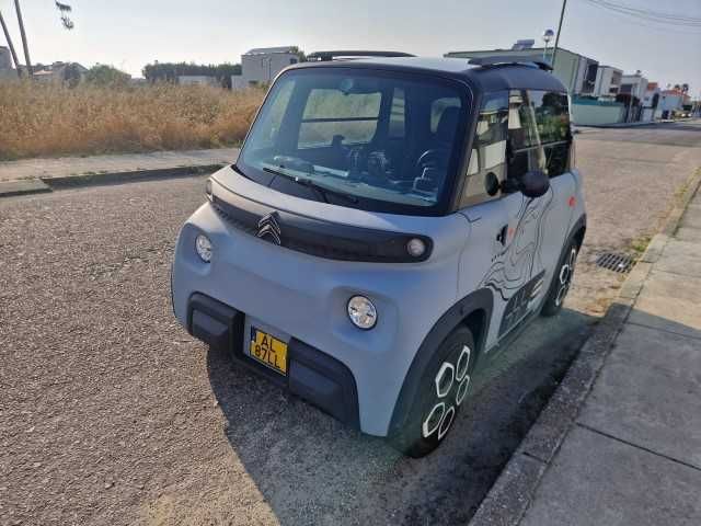 Citroen AMI elétrico de 11-2021 com 19000km