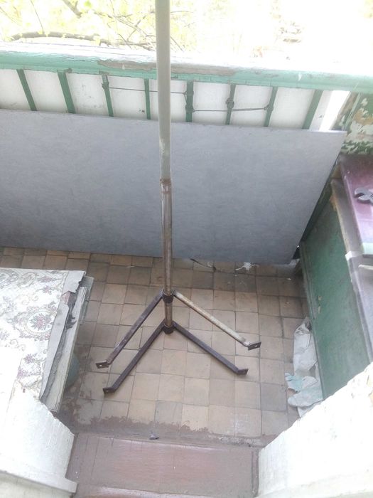 Універсальний шток- кронштейн для супутникових антен (б/в)