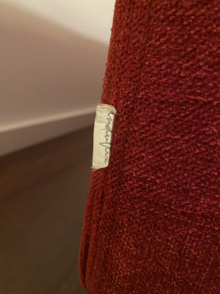 Sofa individual vermelho