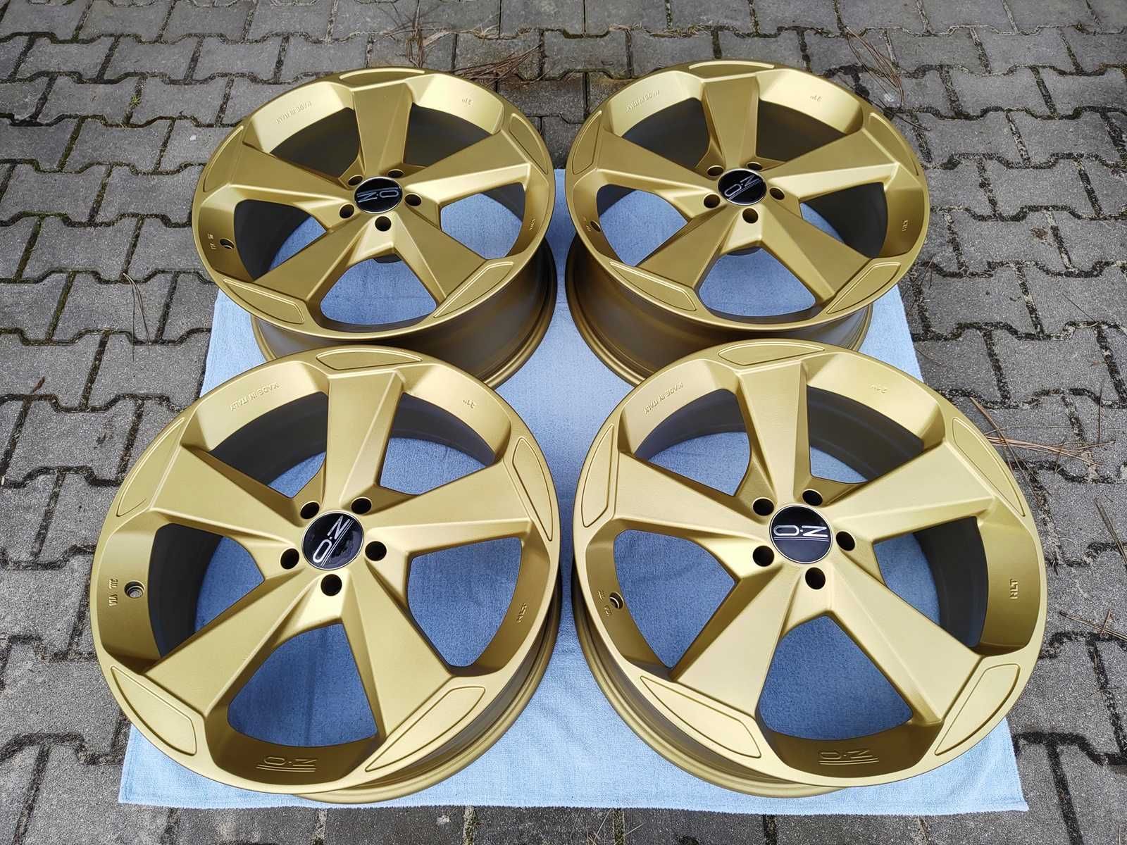 Felgi OZ HLT 21" audi S5 RS5 S6 RS6 S7 RS7 Q7 Q8 SQ7 SQ8 Q5 A8 5x112