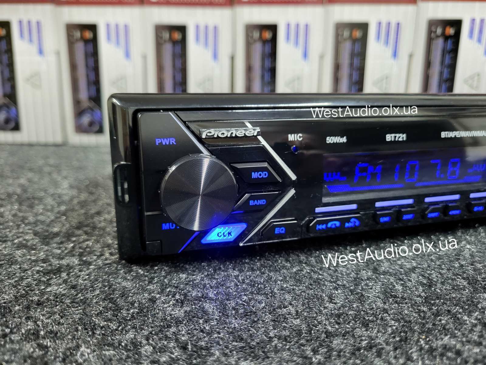 Блютуз магнітола Pioneer BT-721/змінна підсвітка/зйомна панель