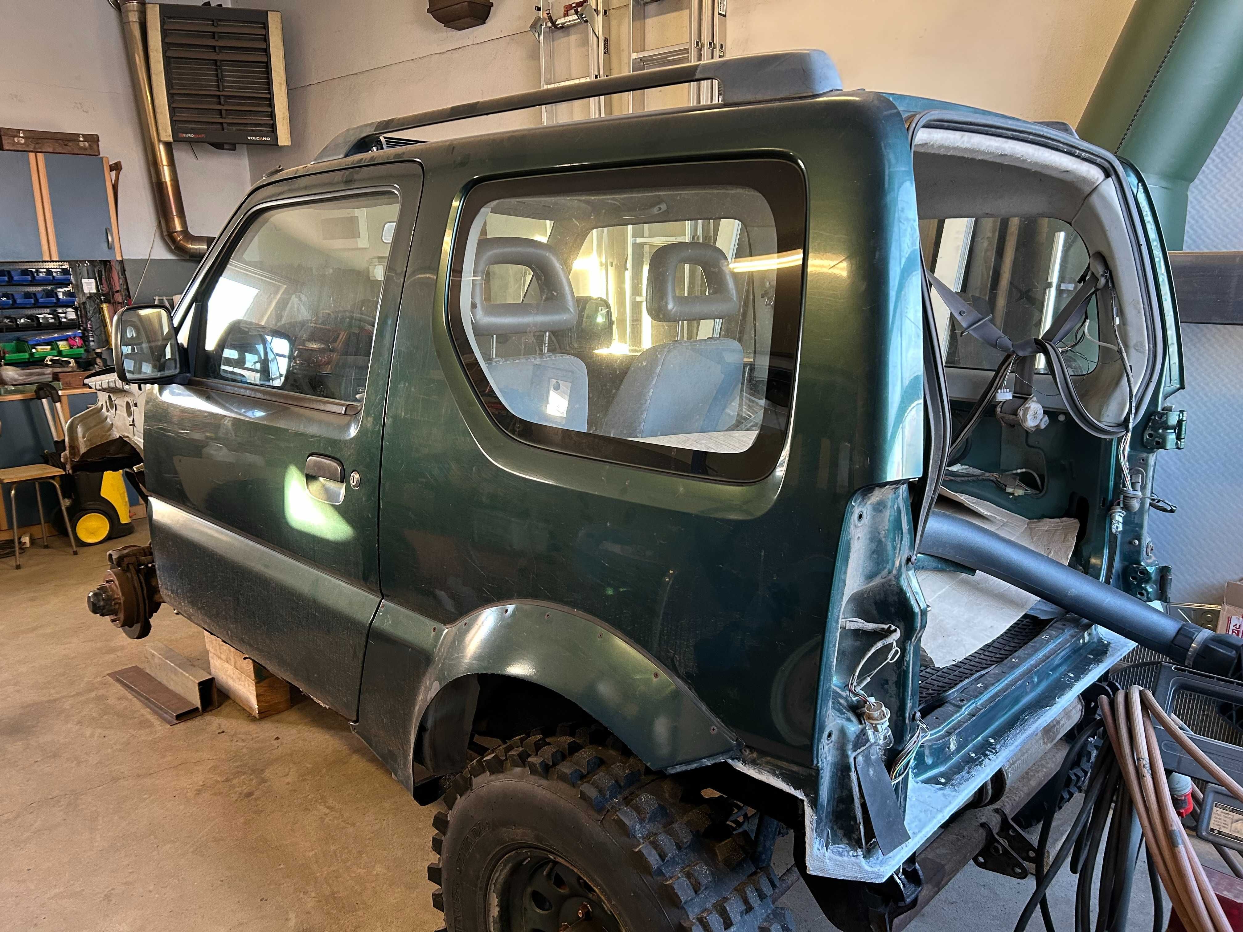 zderzak suzuki jimny,silnik 1,3,mosty,koła itd.
