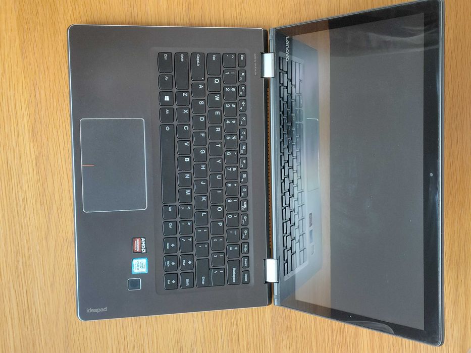 Computador portátil LENOVO 13" com ecrã tátil - i7 -7500 CPU - 2.70GHz