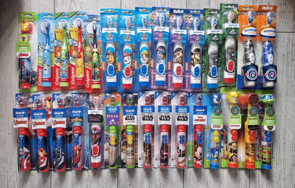 Електрична дитяча зубна щітка Oral-B Oral b Орал бі паста Crest лол