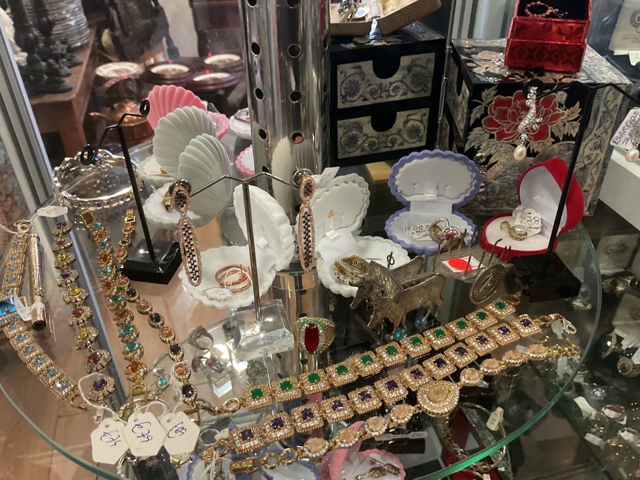 Anéis pulseiras brincos prata e prata com banho ouro ,discri. Abaixo