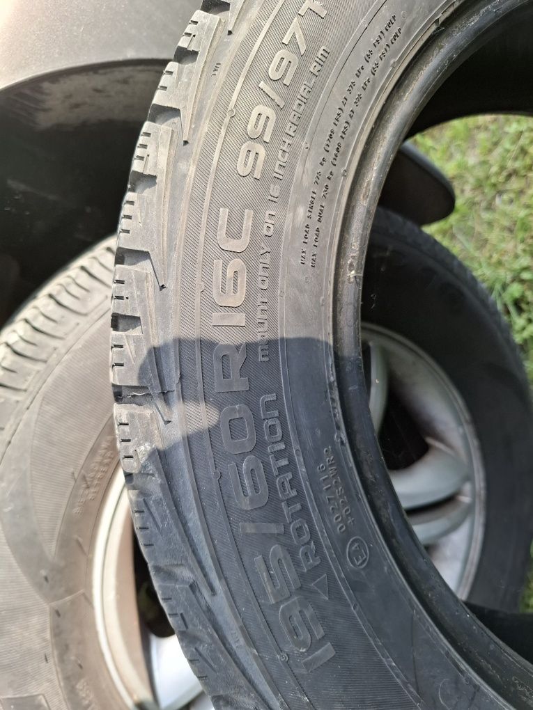 Sprzedam opony zimowe 195 / 60 R16C