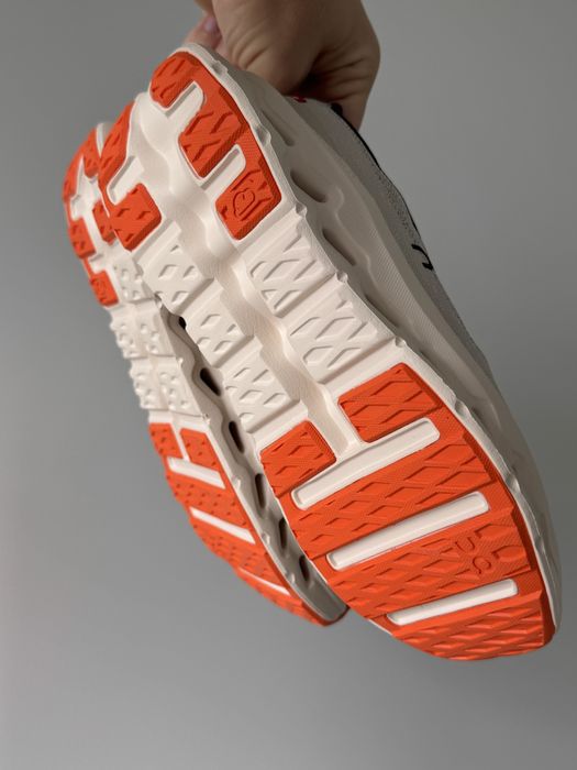 ON Running Cloudtilt  в 2 кольорах 36-41