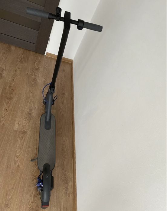 Hulajnoga Mi Eletric Scooter 3 model DDHBX24NEB