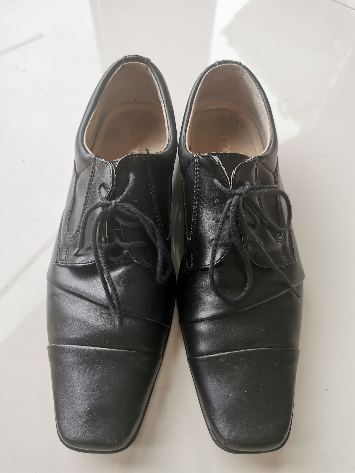 Buty galowe/komunijne chłopięce 36 dł. 23,5 cm