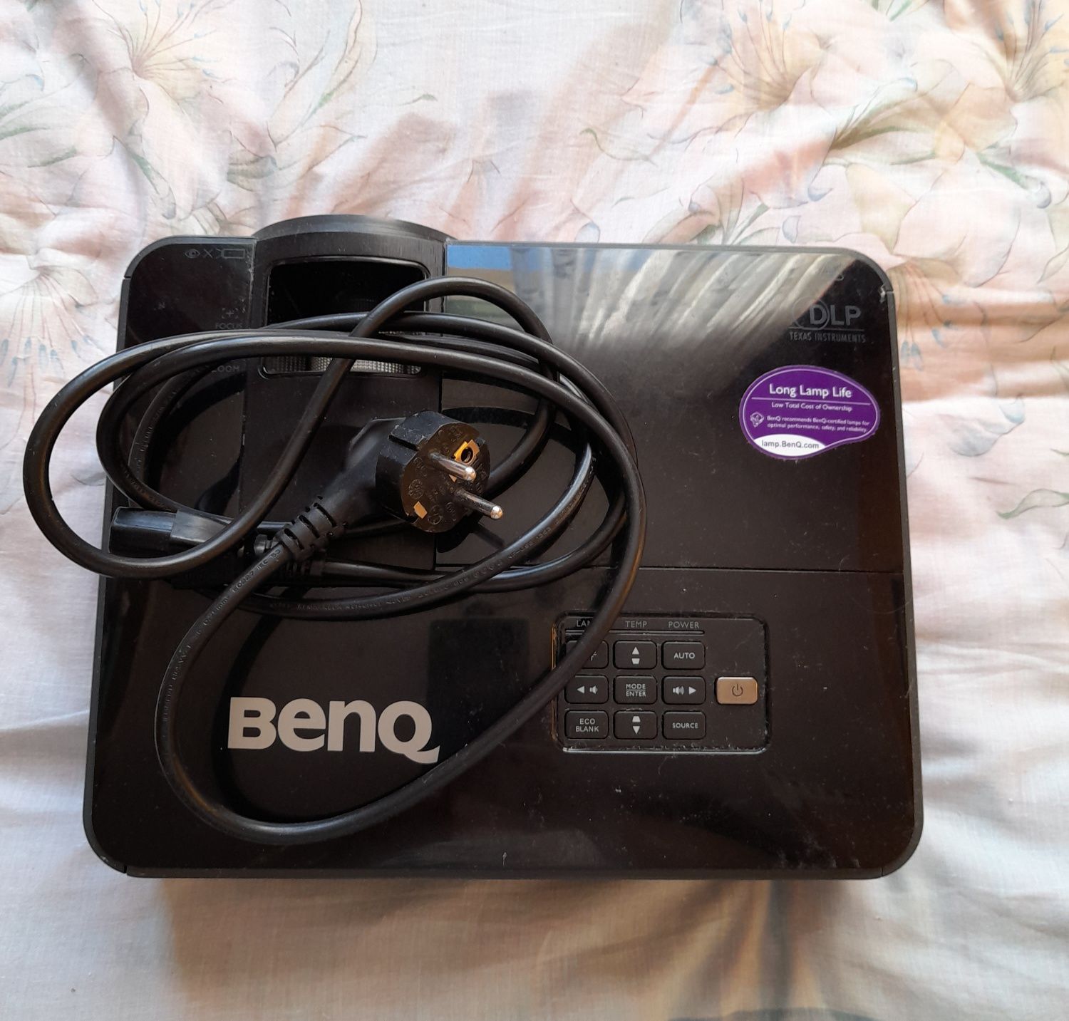 Projektor BENQ , kolor czarny