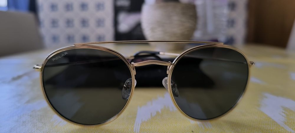 Óculos de sol originais