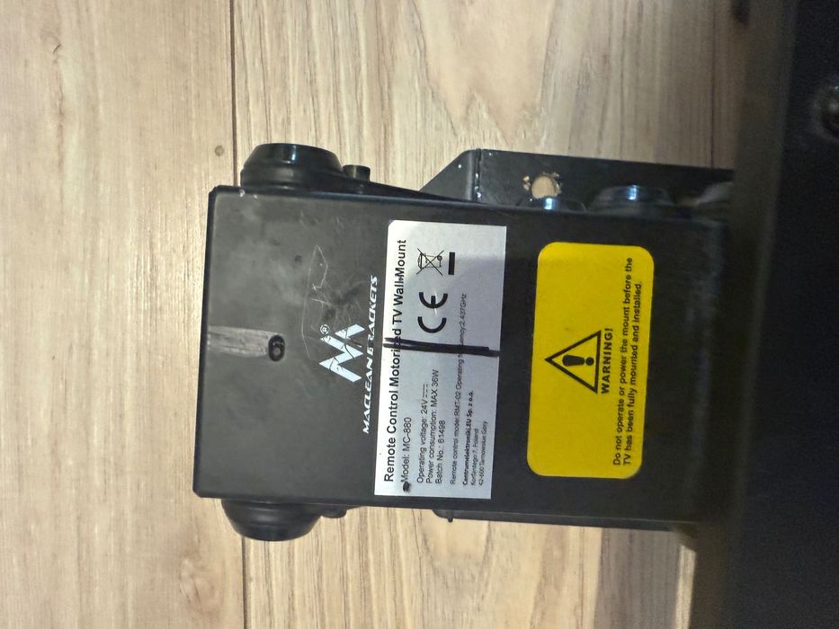 Sprzedam elektryczny uchwyt do telewizora firmy maclean