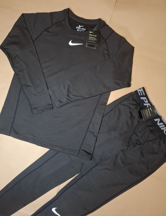 Термобілизма Nike