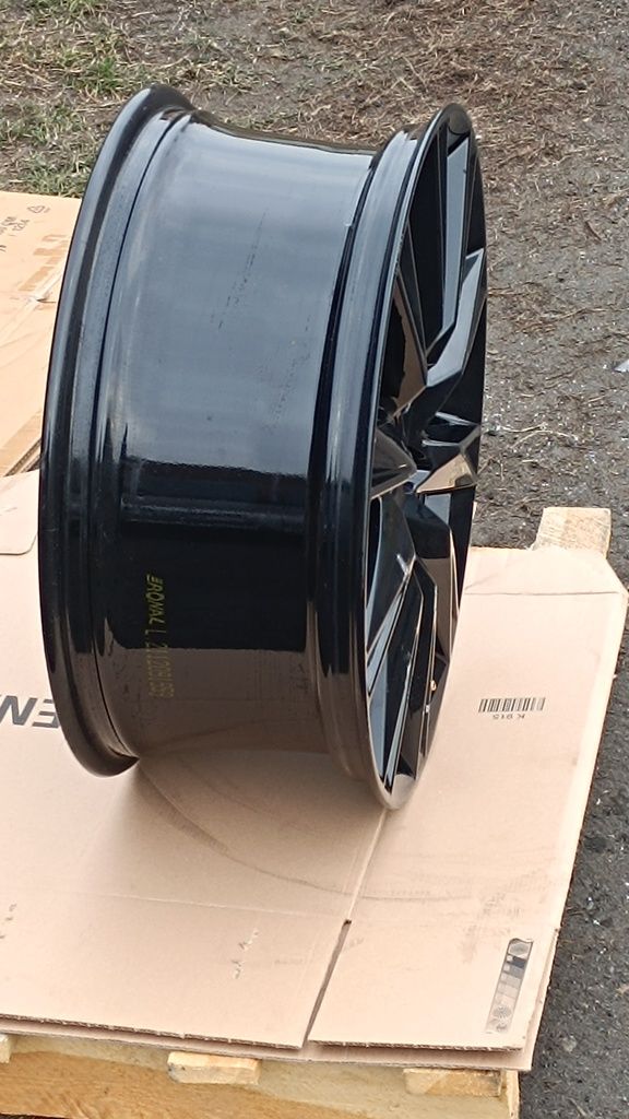 Felga Aluminiowa Audi Q4 E-TRON 8.0" x19 ET45 5x112 89A