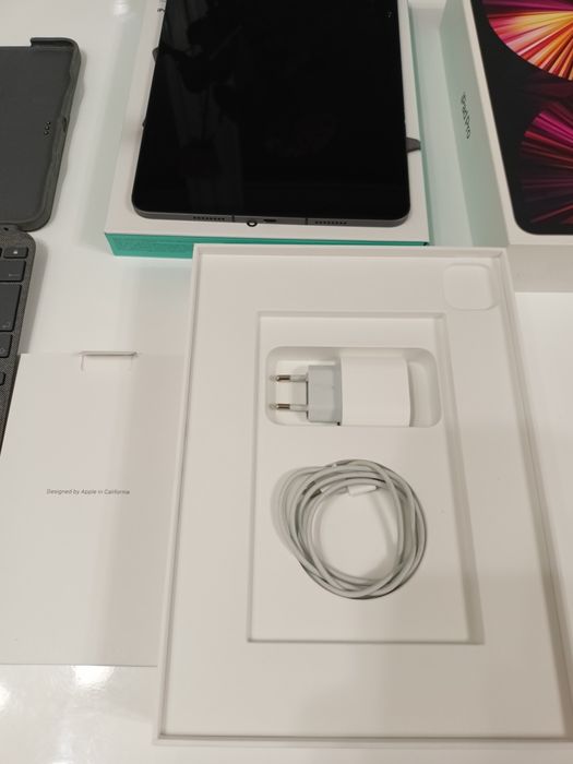 iPad 11 Pro 3gen 256GB Cellular+Wi- Fi Klawiatura Logitech combo touch