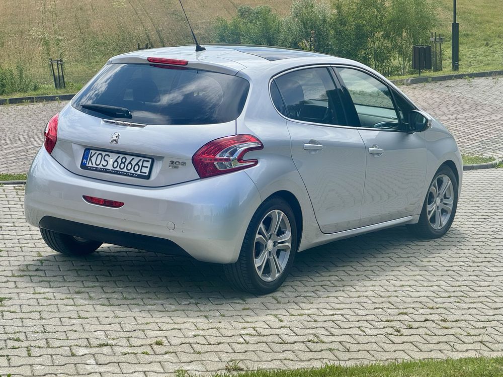 Peugeot 208 1.6 ehdi Piękny Panorama led