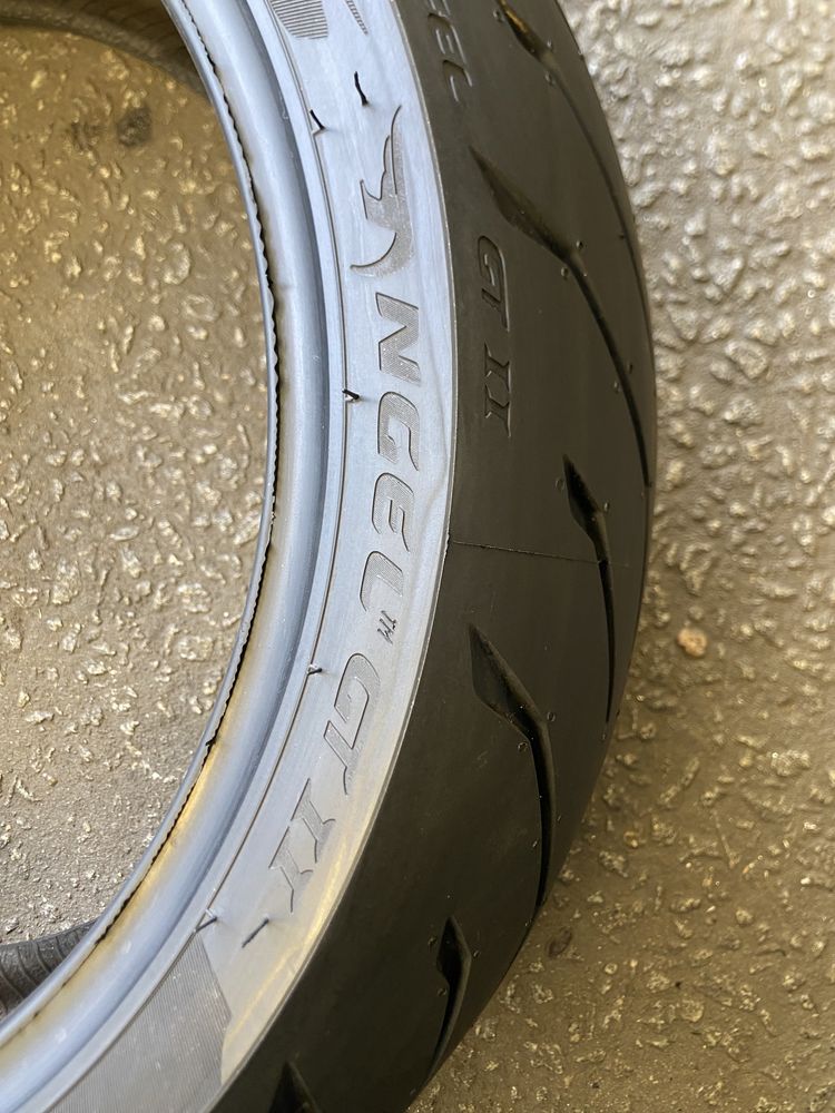 Pneu Mota 190/55/17 Pirelli Angel GT 2 (NOVO)