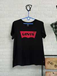 Жіноча футболка levis, (р. L)