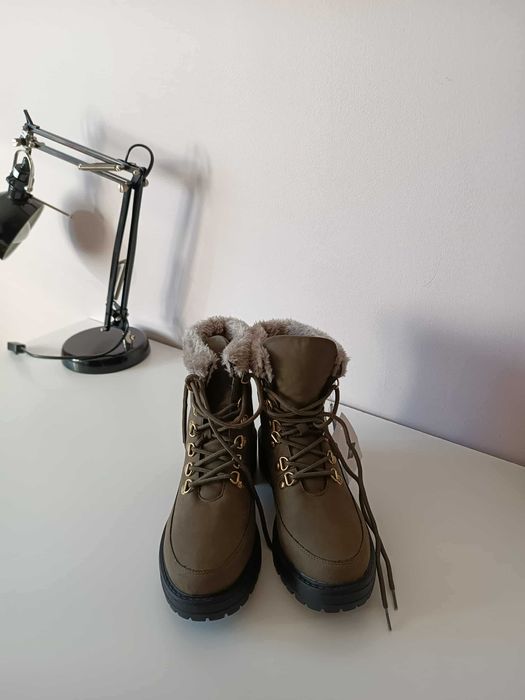 Traperki damskie kolor khaki 38 nowe