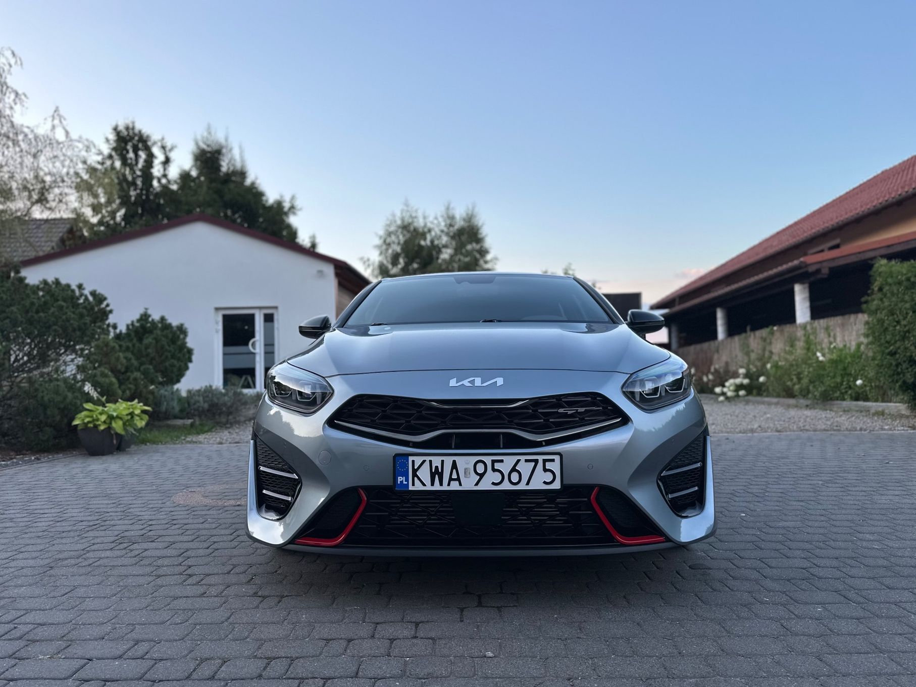 Kia ProCeed GT 1.6 T-GDI 204 KM DCT lunar silver 2022