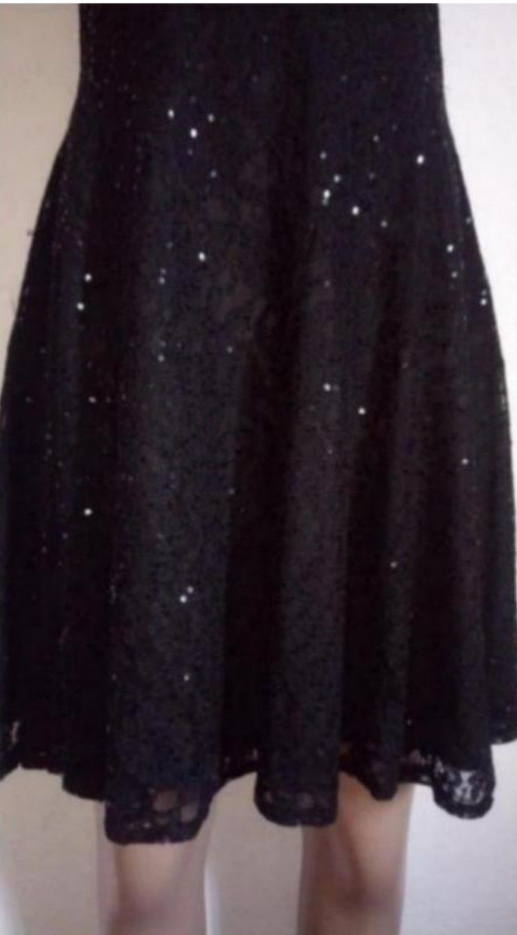 Жіноча вечірня мереживна сукня плаття з паєтками Select 46-48