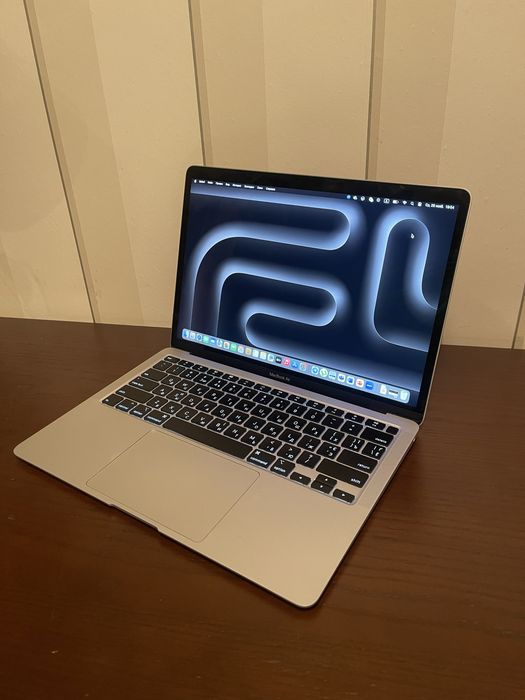 Ноутбук Apple MacBook Air 13 2020 Retina Intel core i5 8/512