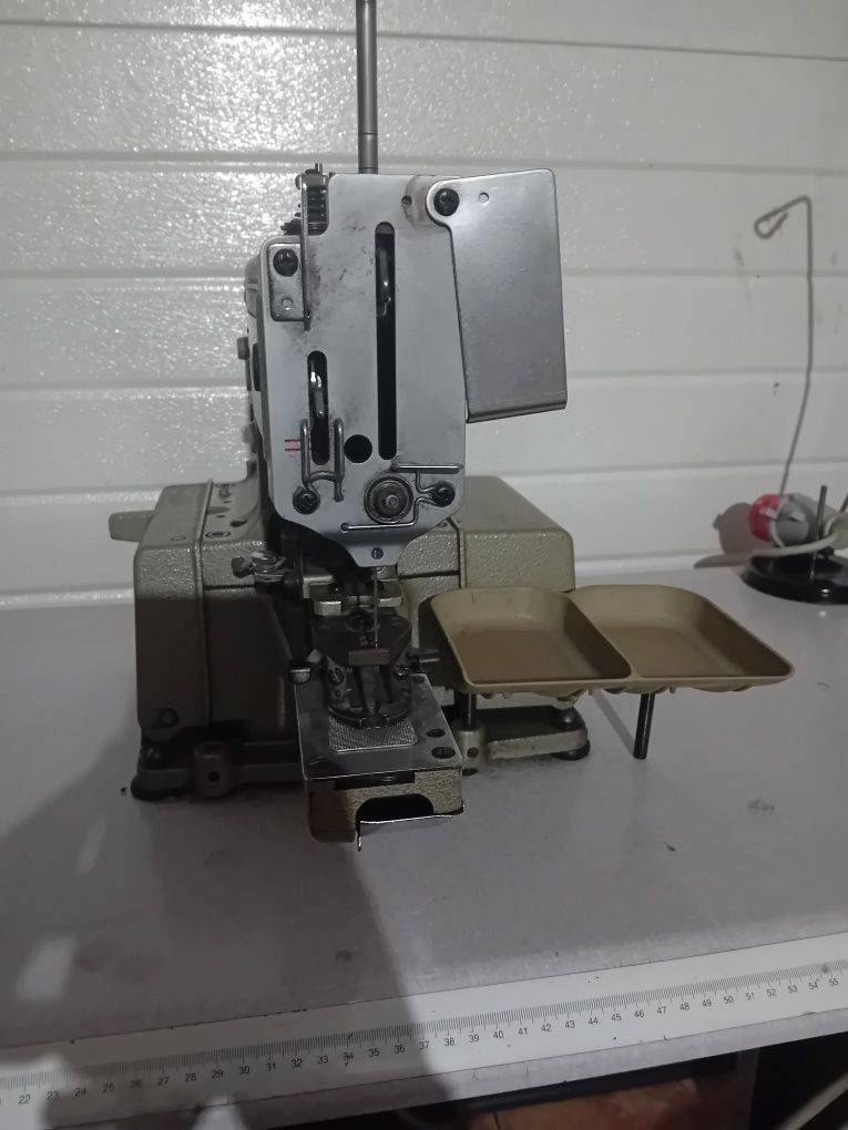 Maquina de costura