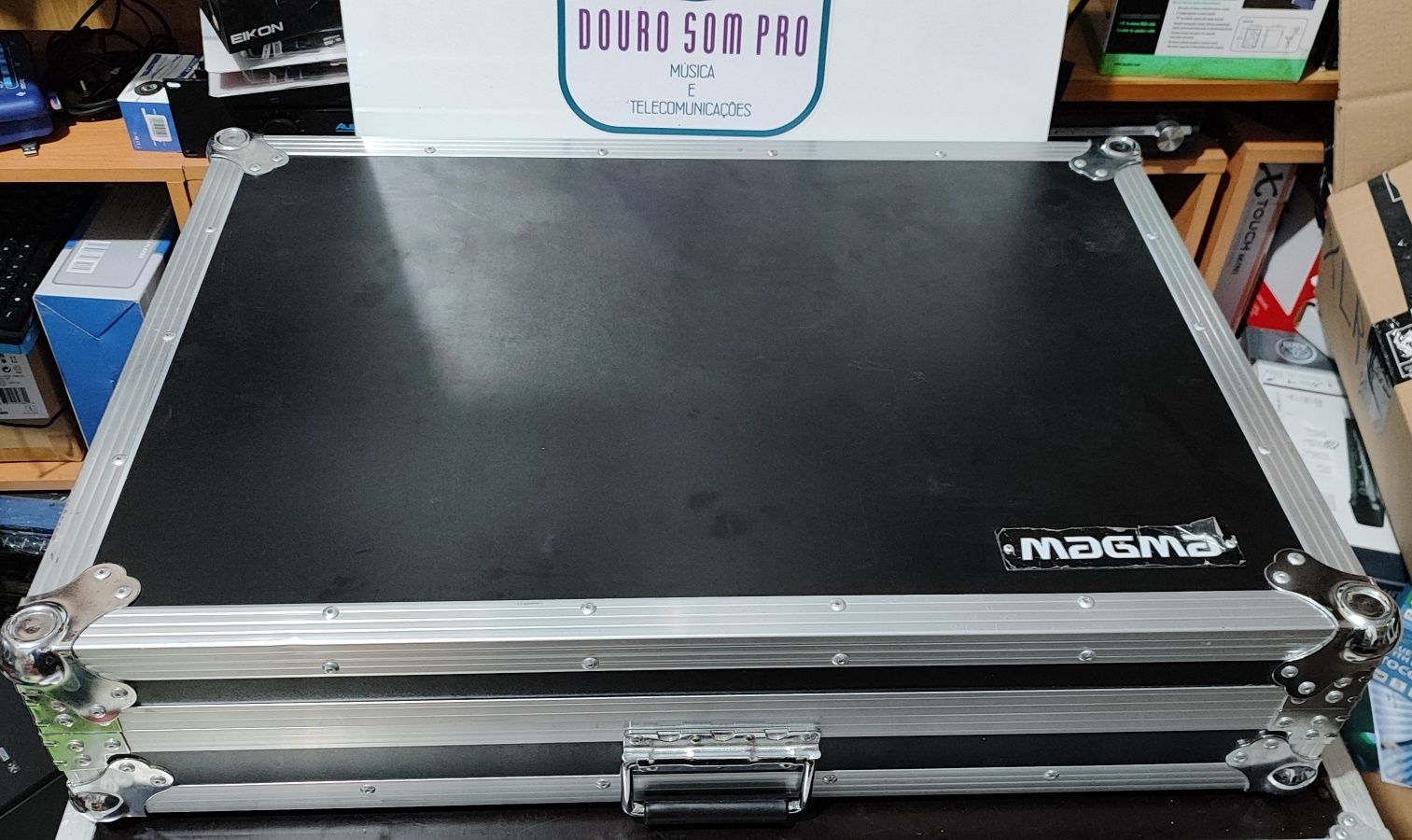 Denon MCX8000 com case novo